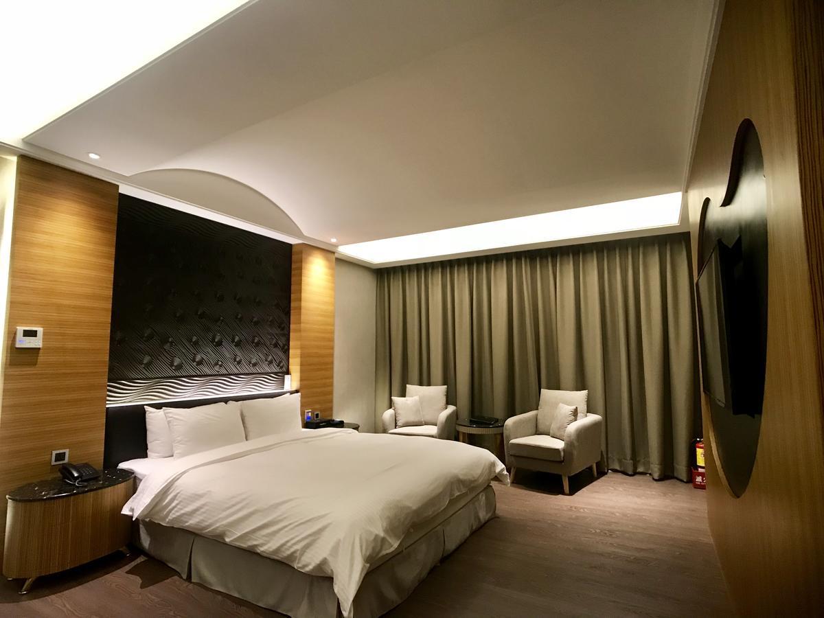 Moni Motel Pingzhen Εξωτερικό φωτογραφία